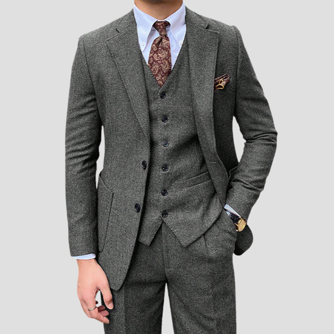 Men's Slim Suit Blended Fabric Three-Piece with Coordinated Vest 2