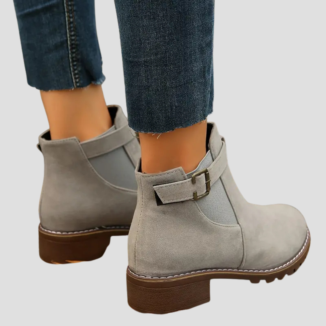 Women&#39;s Ankle Boots Black Rounded Toe Low Heel Retro Design 6