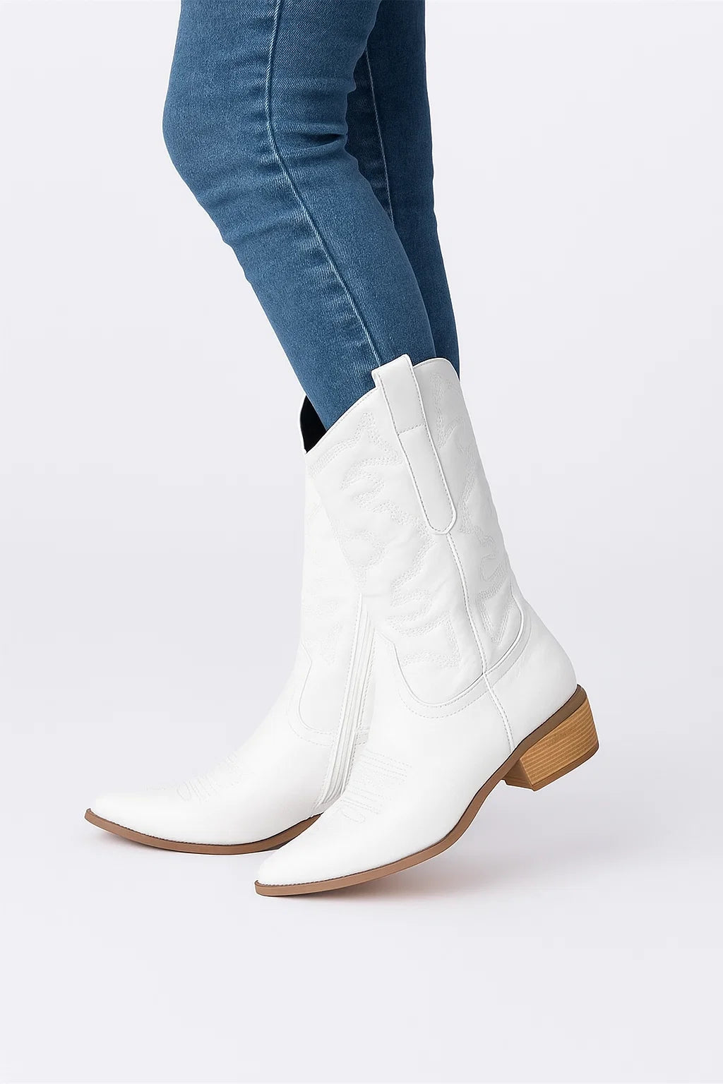 Metallic Womens Cowboy Boots with Pointed Toe - Elegant Western Design, Comfortable Insole, Durable for Everyday Wear 6